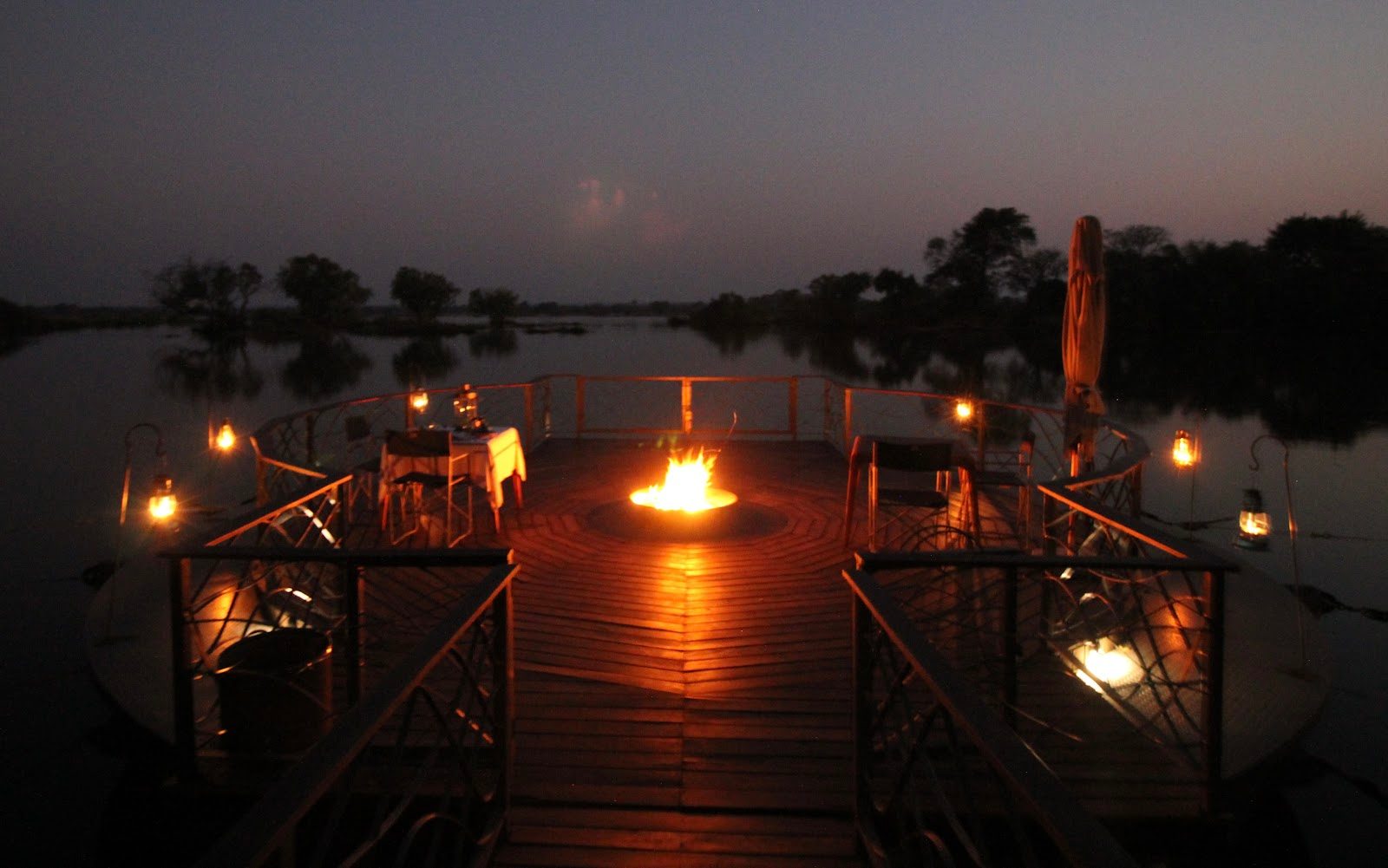 The most romantic dinner at a private table on the viewing deck