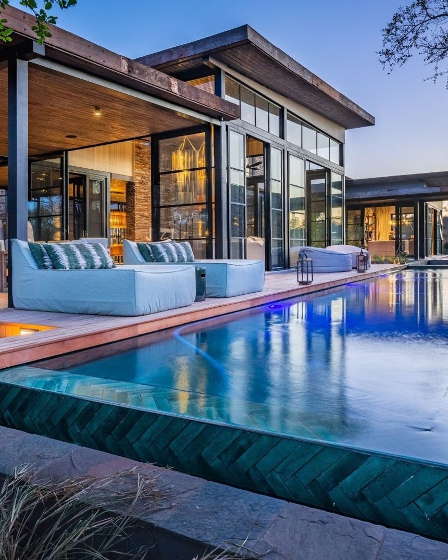 Elephant Point 5-Star Lodge